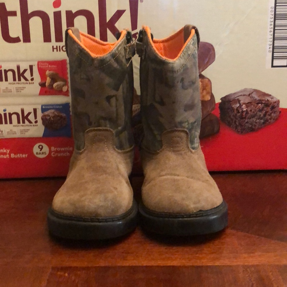 Infant boy boots